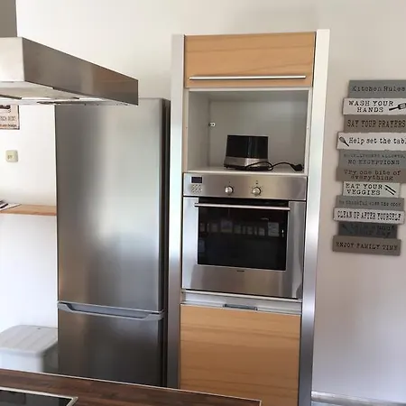 Ellmer Apartment *